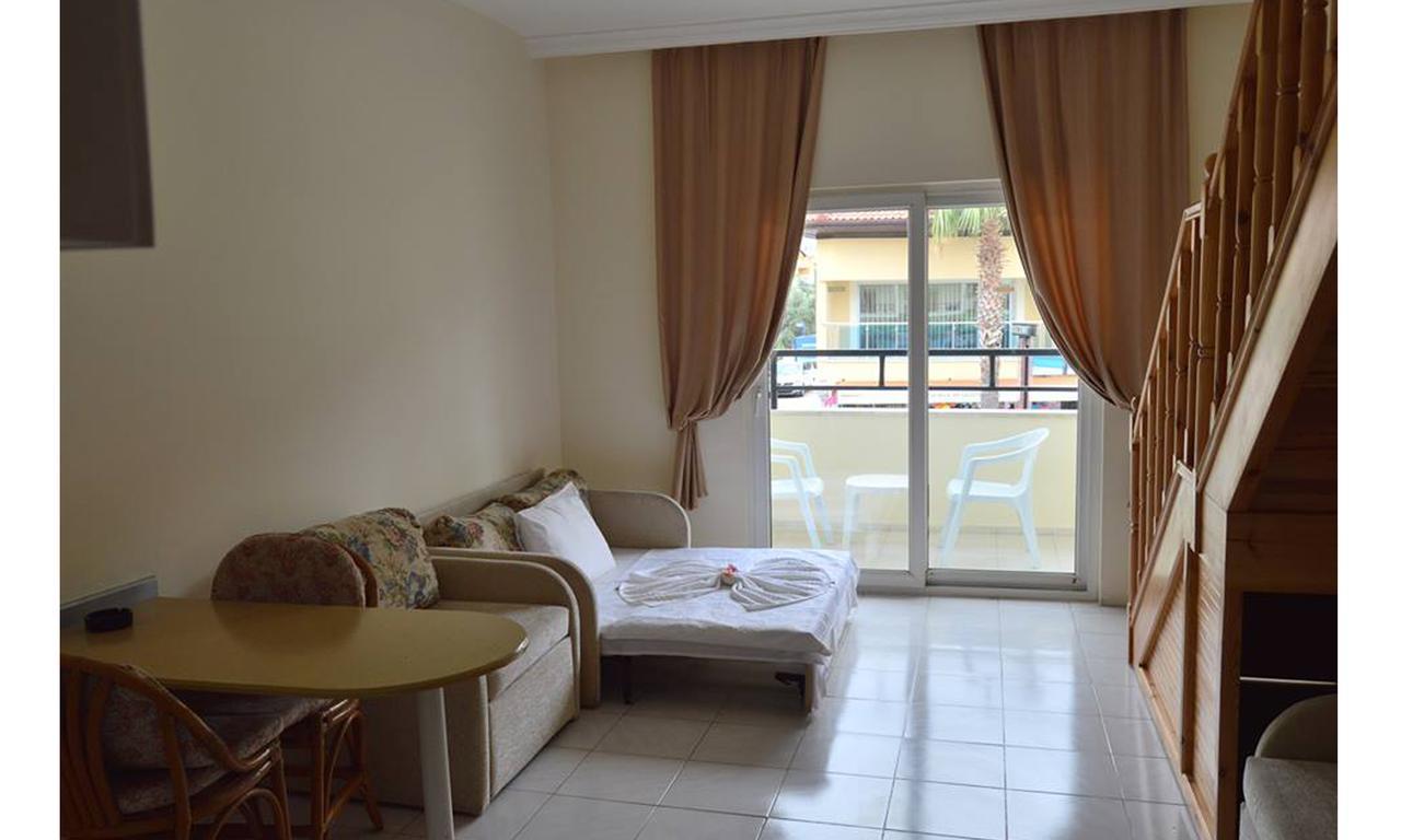 Hotel Prestij Apart İçmeler Exterior foto